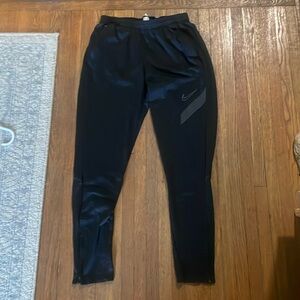 NIKE dri-fit women’s soccer/running pants